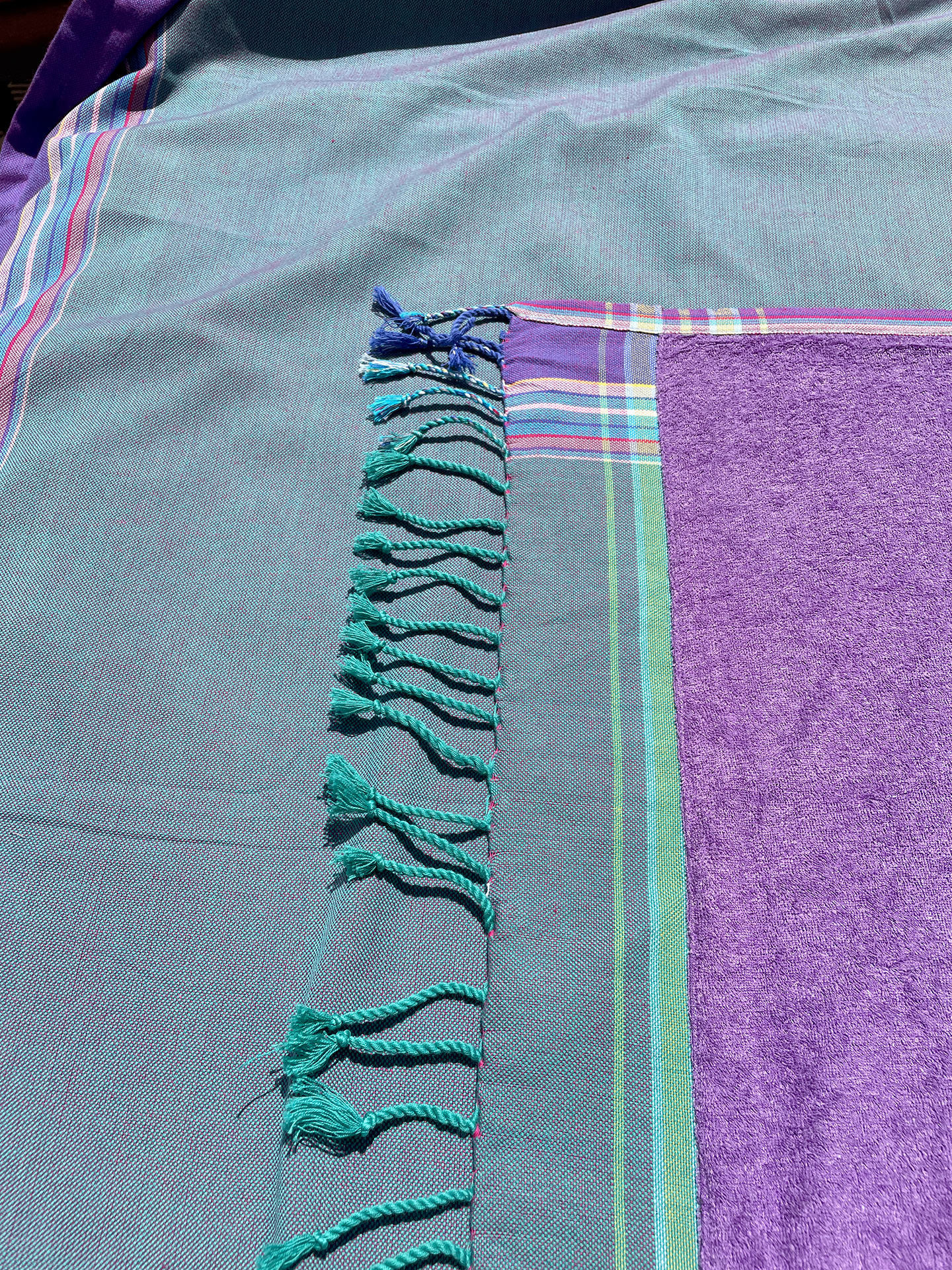 Serviette de plage éponge & Kikoy Kilima