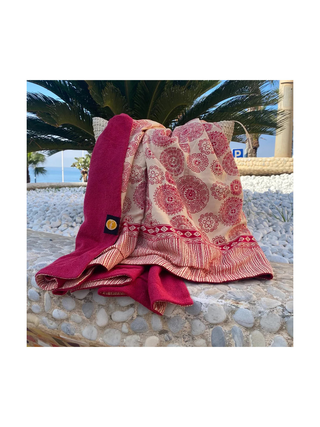 Serviette de plage éponge & Batik Aztec Red